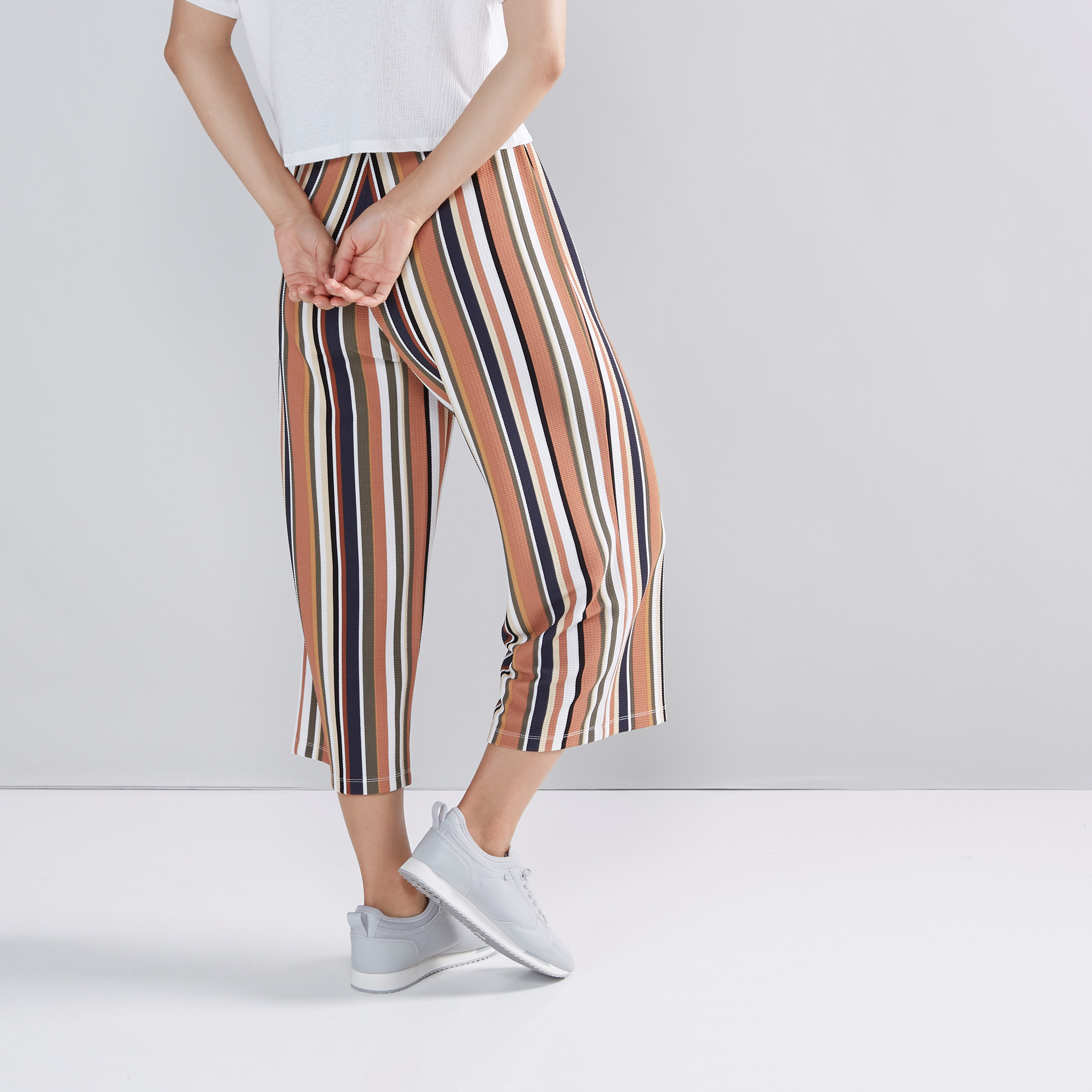Kannan Regular Fit Women Multicolor Trousers - Buy Multicolor Kannan  Regular Fit Women Multicolor Trousers Online at Best Prices in India |  Flipkart.com