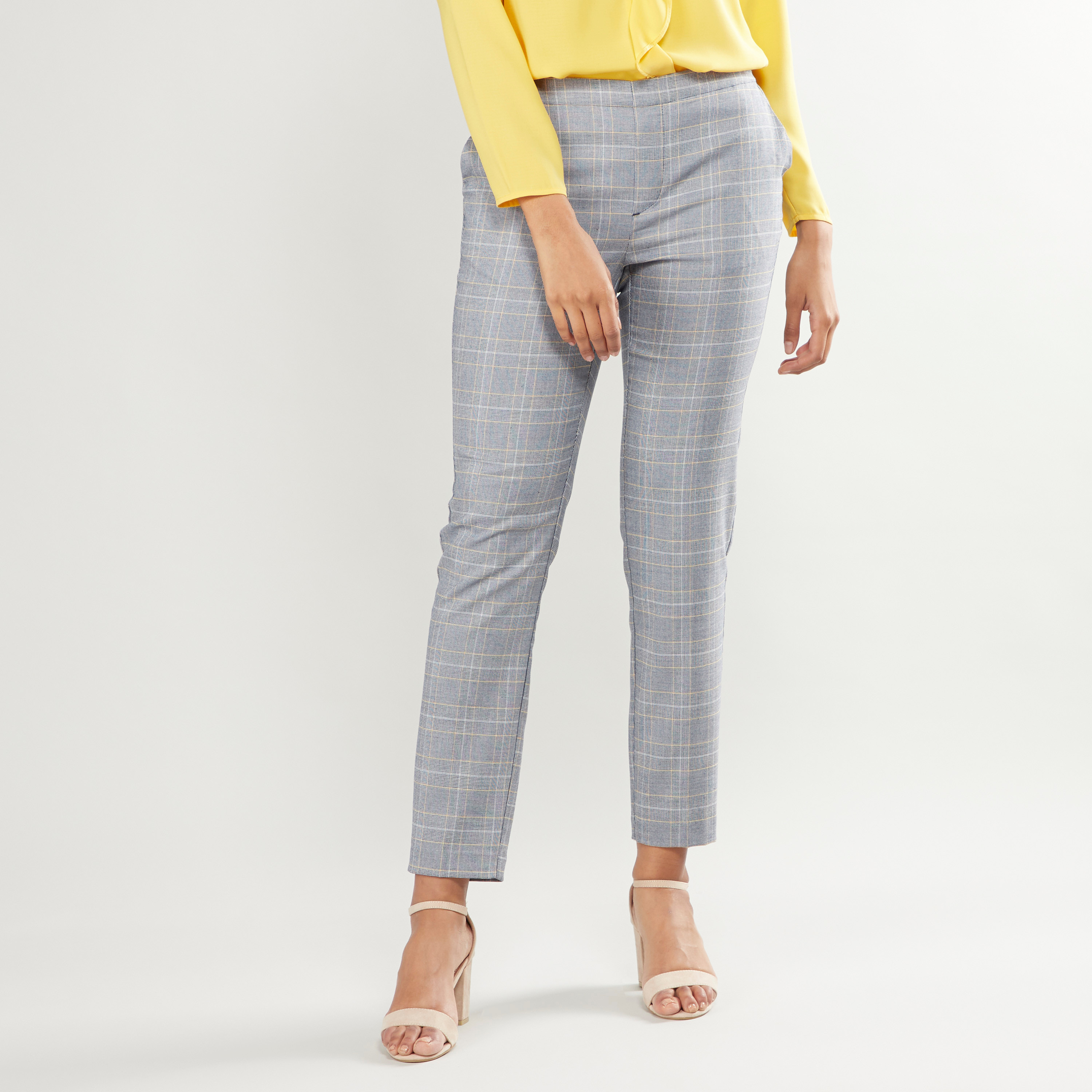 Chequered on sale grey trousers