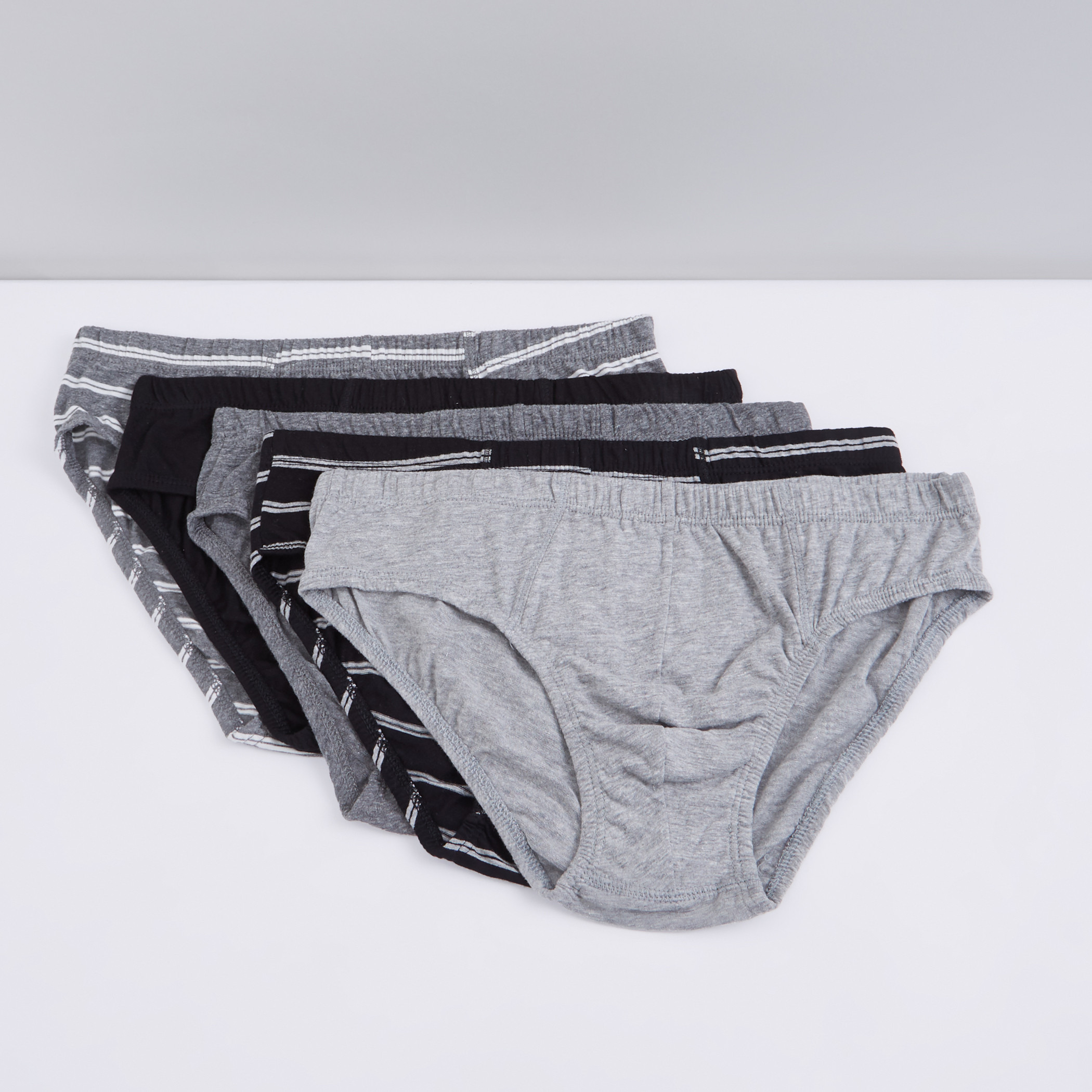 Shop Briefs Set of 5 Online Max UAE