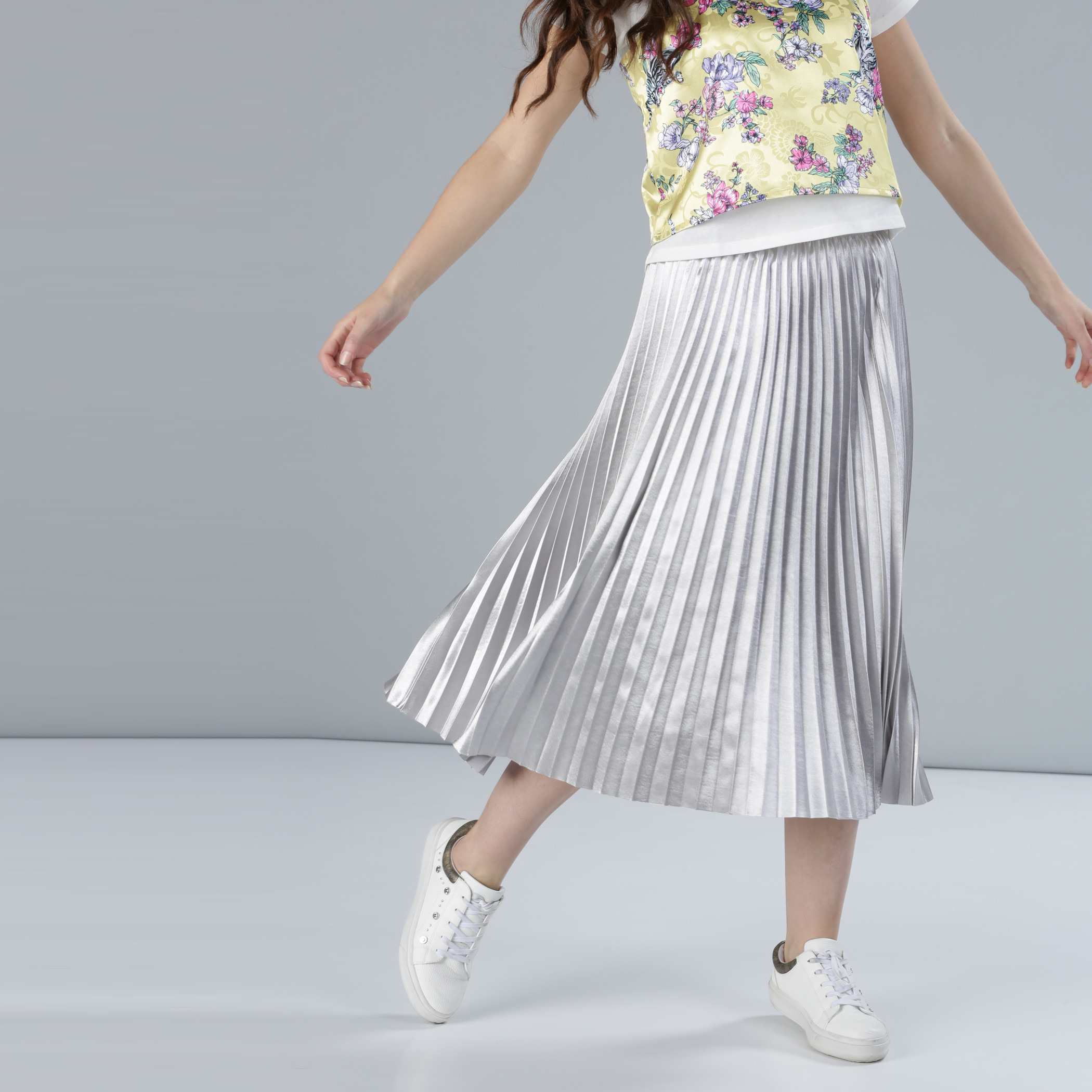 Shop Pleated Skirt with Elasticised Waistband Online | Max UAE