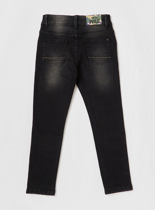 Comfort Fit Embossed Detail Jeans with Zip Closure and Pockets