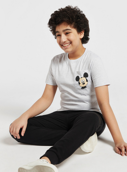 Mickey Mouse Print T-shirt with Round Neck and Patch Pocket