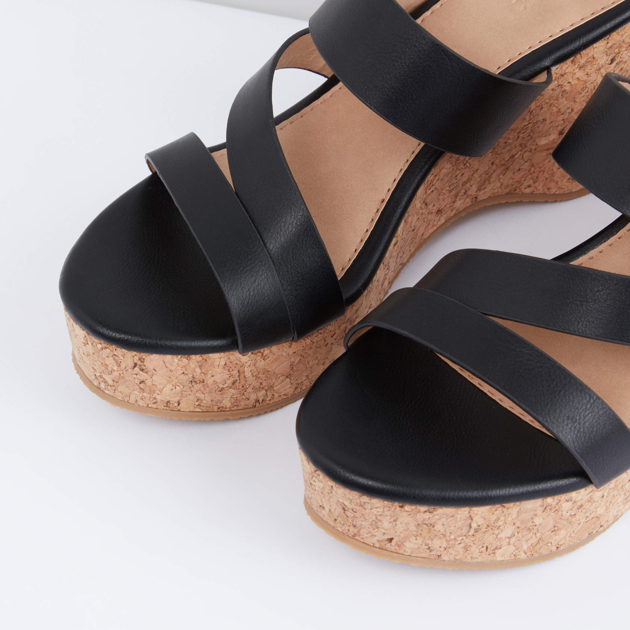 Black store wedges online