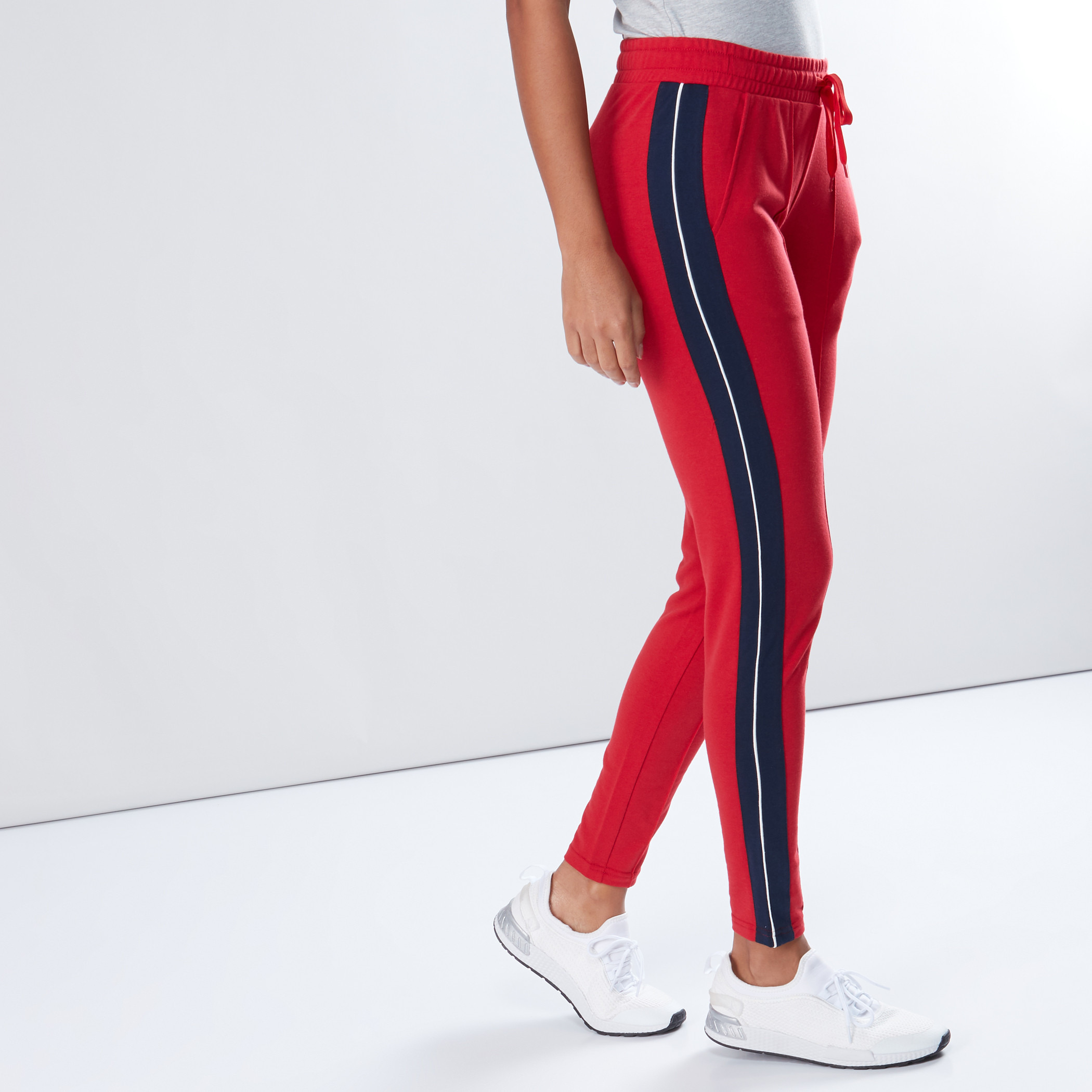 Max fashion track online pants