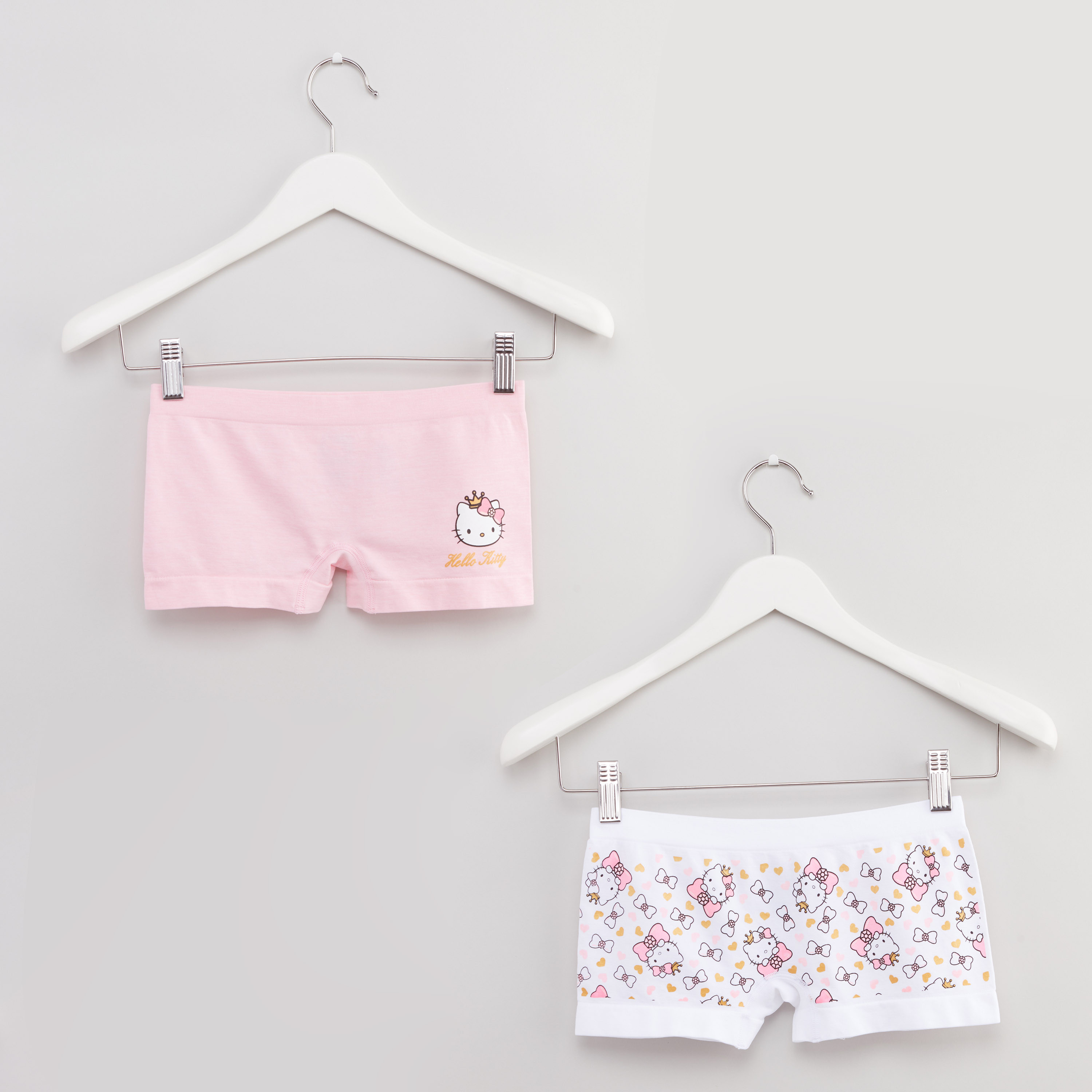 Shop Set of 2 Hello Kitty Printed Seamless Briefs Online Max UAE