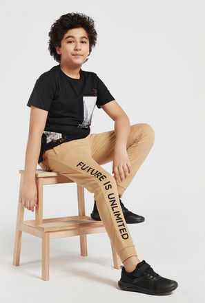 Graphic Print T-shirt and Jog Pants Set